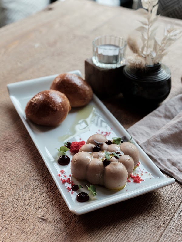 Café Hadik 5