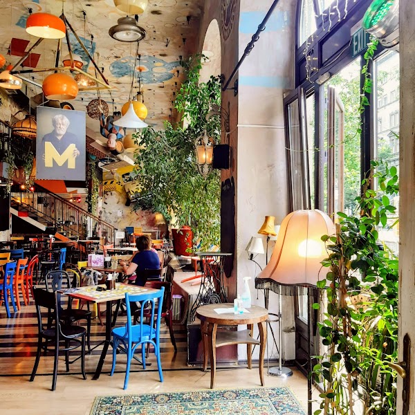 Café Hadik 4