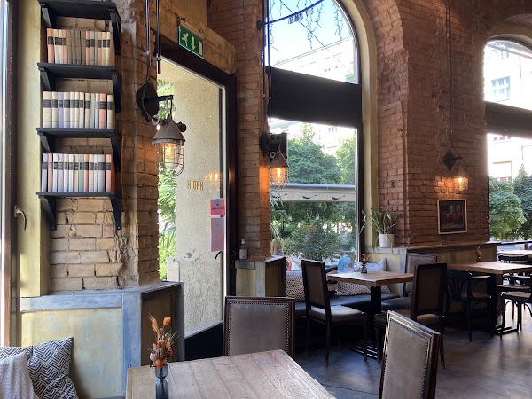 Café Hadik 2