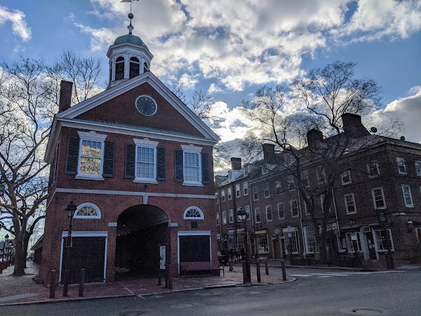 Head House Square
