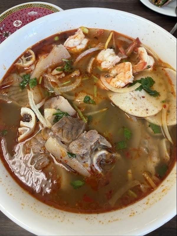 Golden Star Vietnamese Restaurant 2