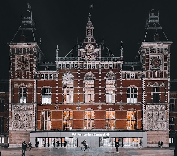 Central Station 4