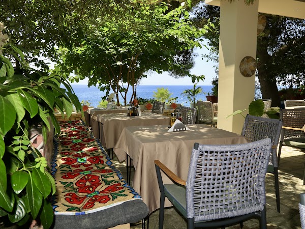 Sophra Restaurant 5