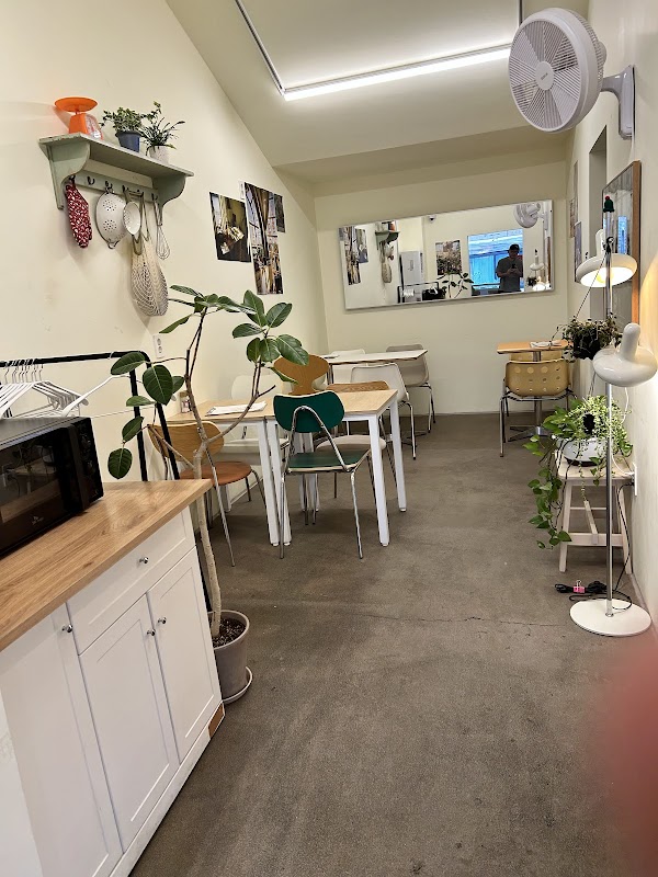 Bickie Bakeshop - Bakery & Cafe
