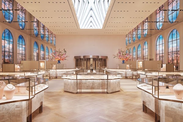 Tiffany & Co. - The Landmark 5