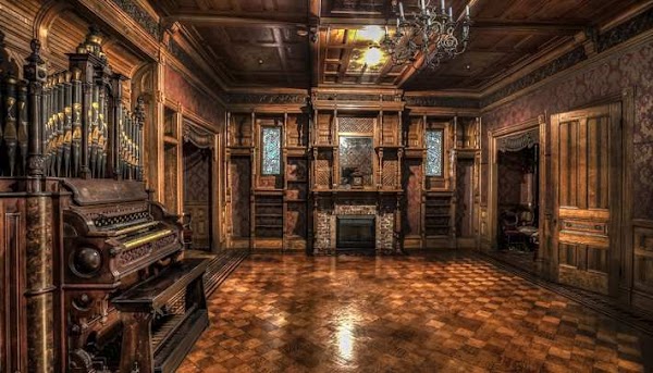 Winchester Mystery House 2