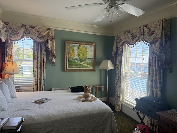 Bayview Bed & Breakfast 2
