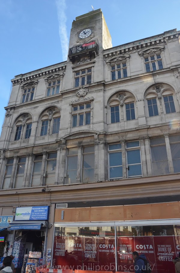 Palais