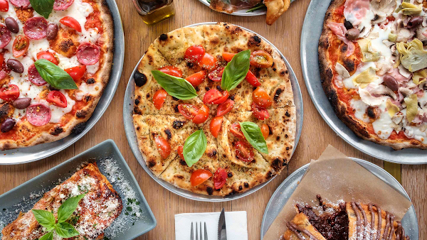 Nude Pizza 5