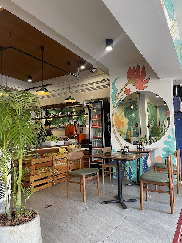 TAN Tribe Cafe, Aonang Beach