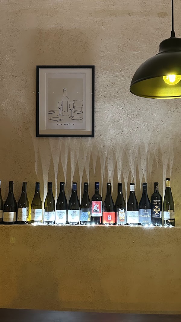 OLO wine bar