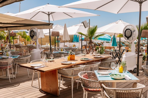 Hyde Beach Cannes