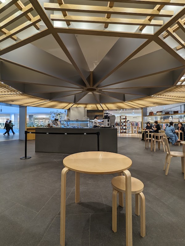 Cafe A.P.C. Lotte Department Store Dongtan Branch 1