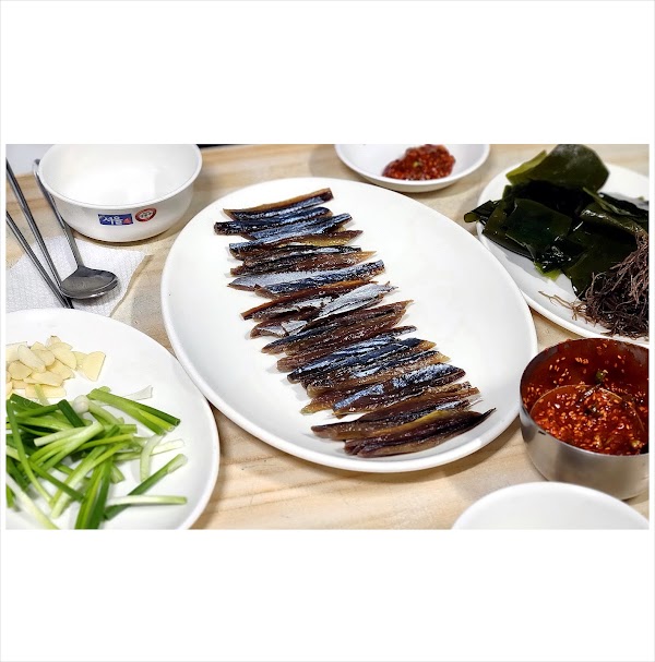 Yeong-deok Dining Restaurant 2