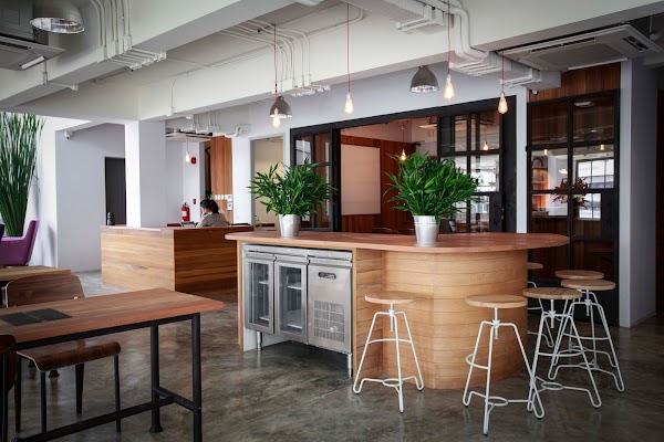 the Hive Thonglor 4