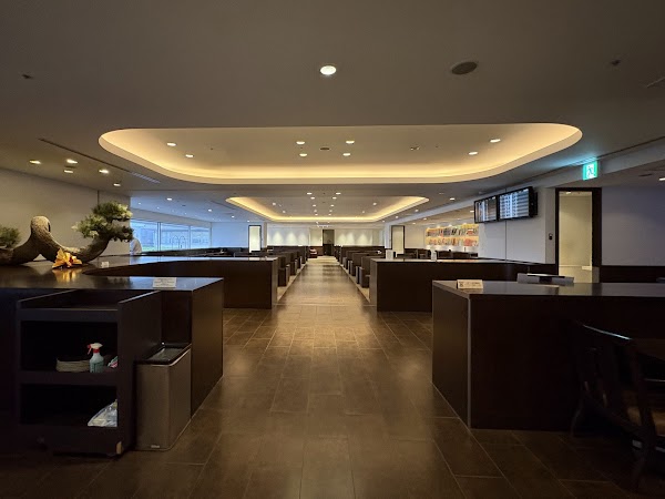 JAL Diamond Premier Lounge Haneda Airport South