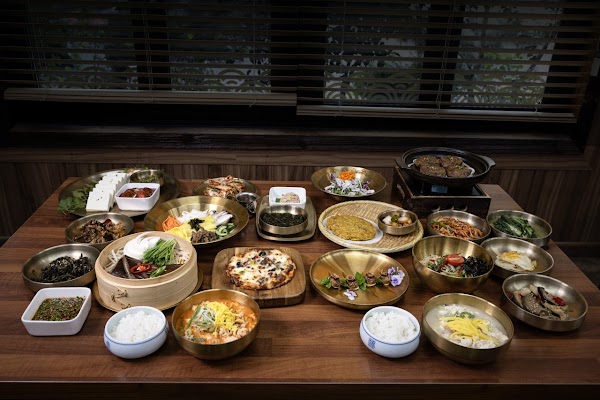 녹두꽃(한식 우리콩요리전문점)/ Nokdukkot (Korean Soybean Cuisine Restaurant)/ (韓国伝統大豆料理専門店)/ (韩国传统大豆料理专门店) 5