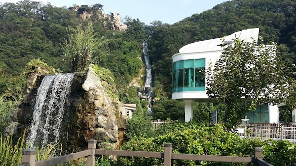 Piano Falls 2