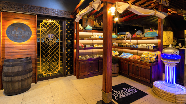 LUIDA'S BAR 1