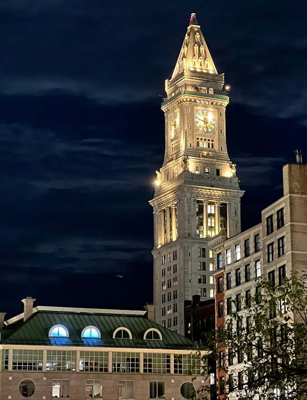 Custom House Tower by Marriott Vacation Club