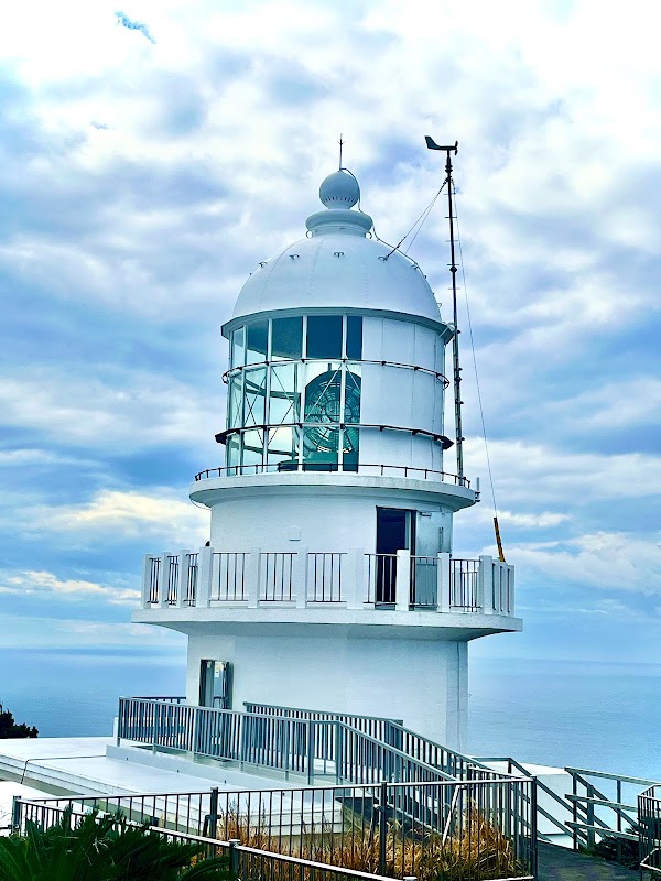 Cape Toi Lighthouse 1