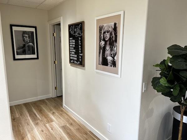 Blush Color Studio 4