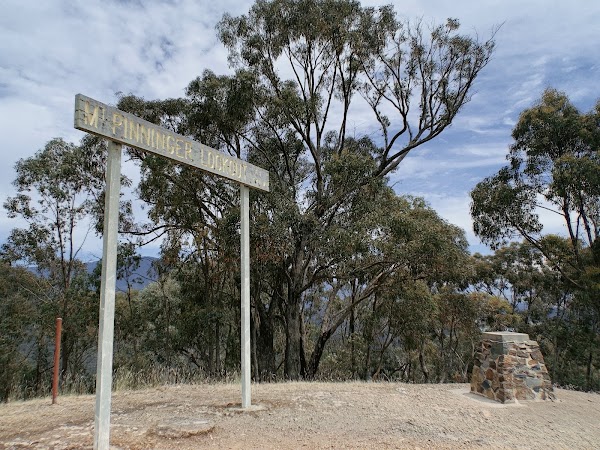 Foggs Lookout 3