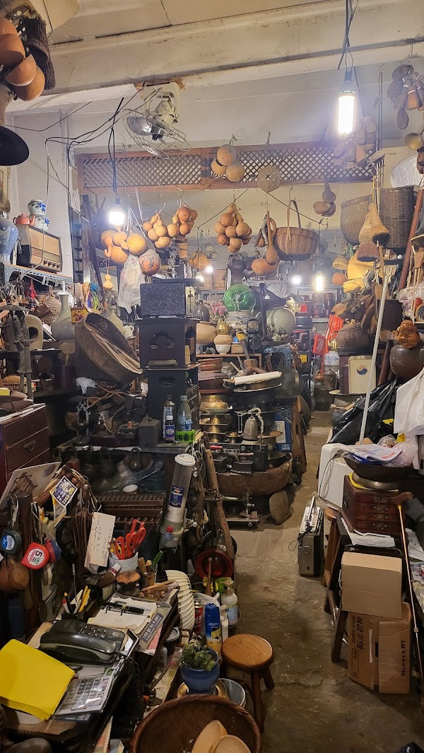 Hwanghak-dong Flea Market 5
