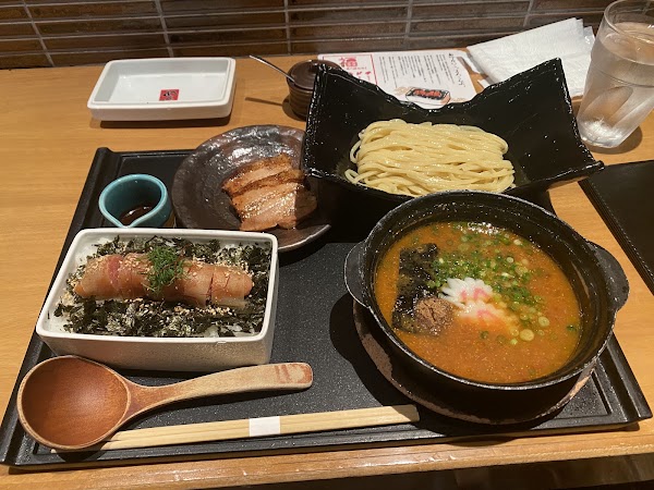 Ganso Hakata Mentaiju Nishinakasu 4