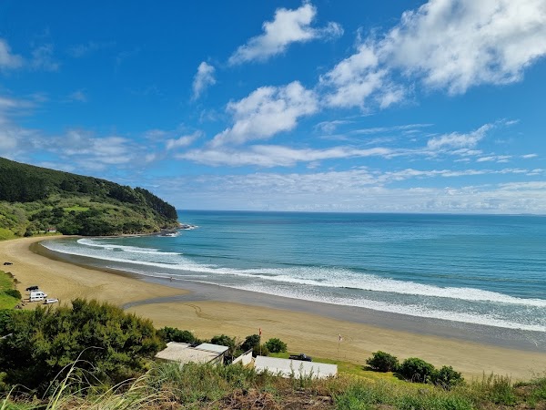 Te Kōhanga / Shipwreck Bay 1