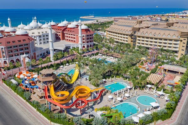 Royal Dragon Hotel