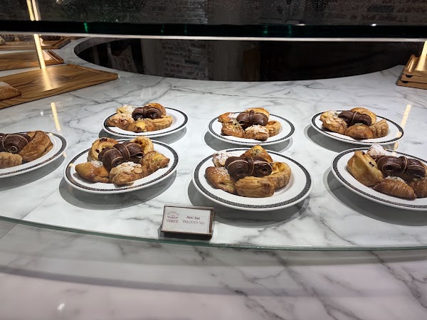 Vérité Patisserie 2