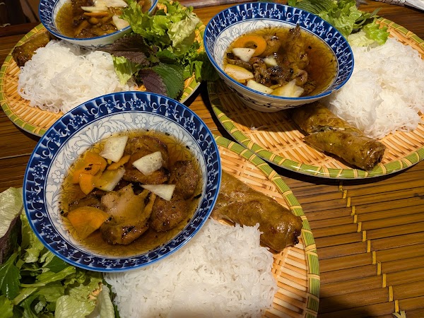 Bún chả ngon 4