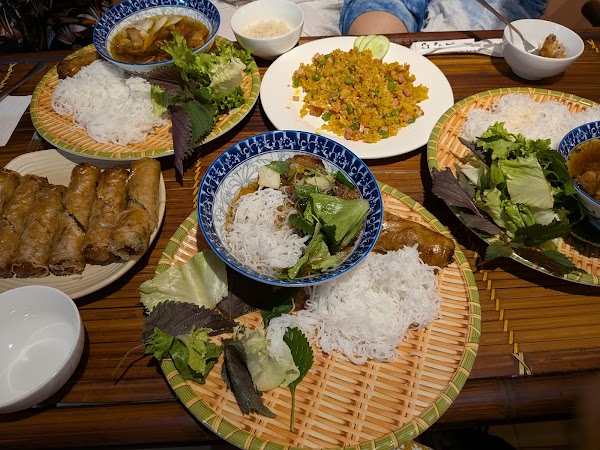 Bún chả ngon 2