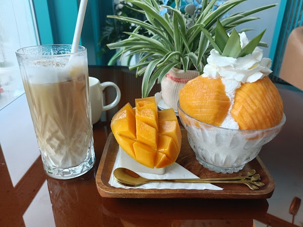 Apollo Cafe Phu Quoc 2