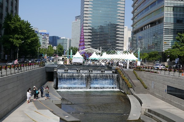 Cheonggye Plaza