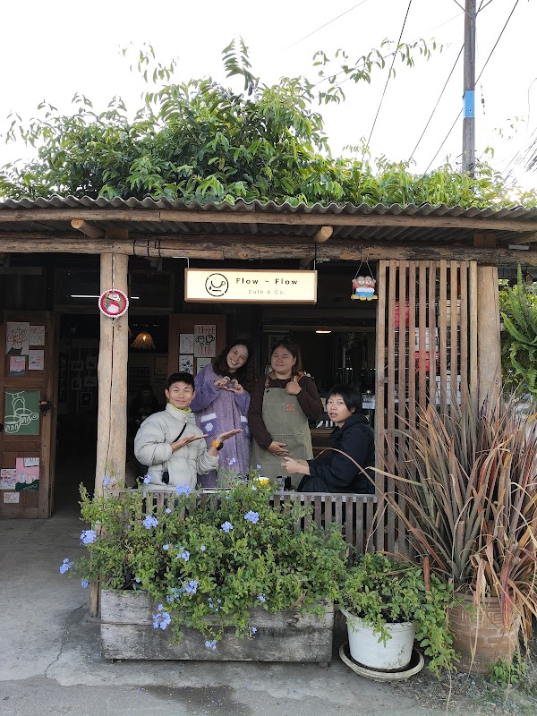 Flow ~ Flow Café & Co.