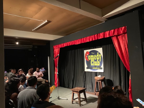 Comedy Club Bangkok 1