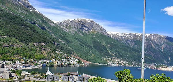 Odda 4