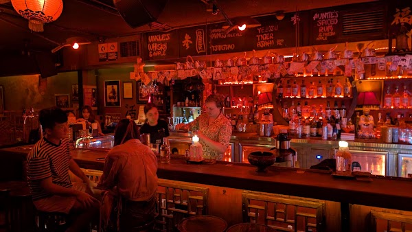 Uncle Ming's Bar