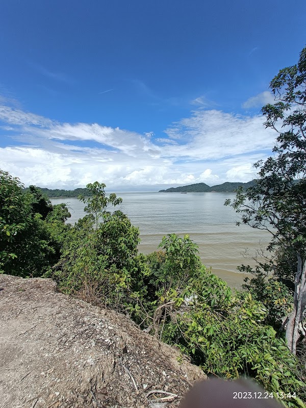Hidden Viewpoint Penyabong 5