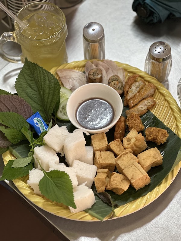 Nguyệt Tỷ Quán - Bún Chả Bún Đậu Trà Chanh 3