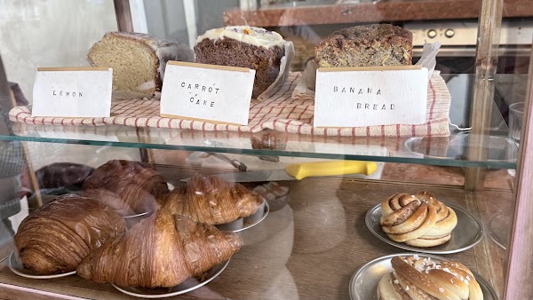 Pan y Pepinillos Café 4