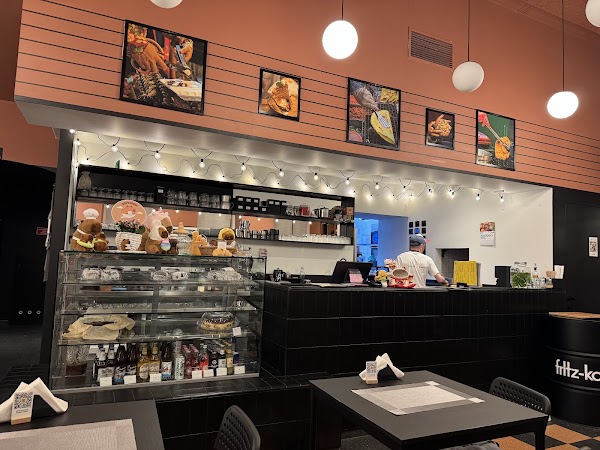 Plotki i Fotki - art/bistro/cafe 1