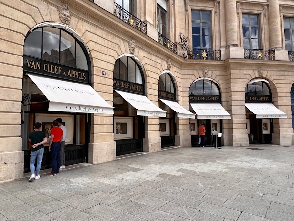 Van Cleef & Arpels (Paris - 22 Place Vendôme)