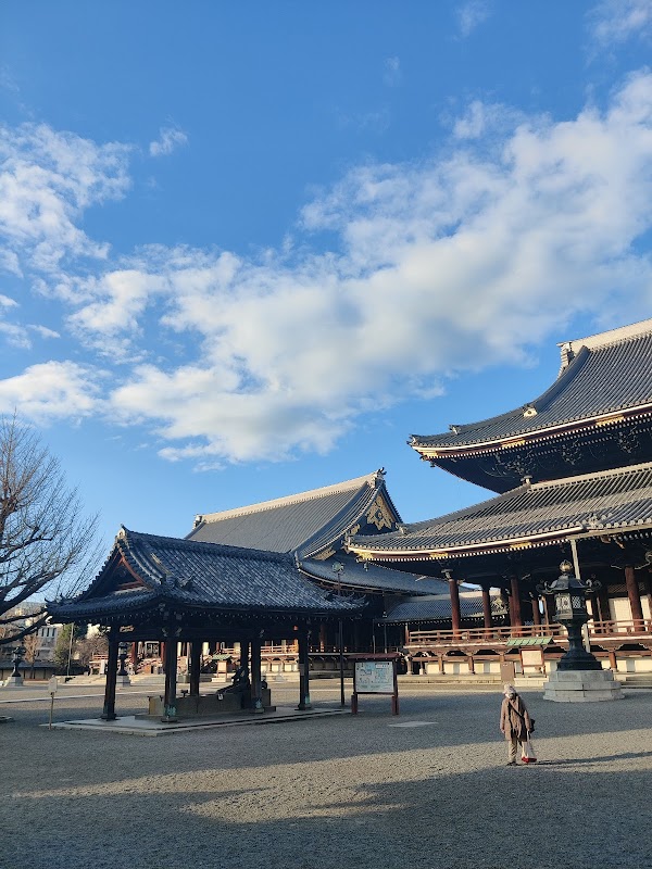 Higashi Hongan-ji Temple 6