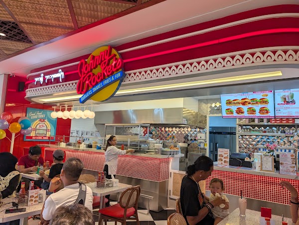 Johnny Rockets Icon Mall Bali 4