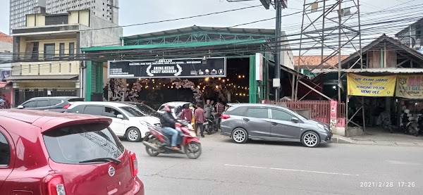 Bebeke Om Aris Buah Batu