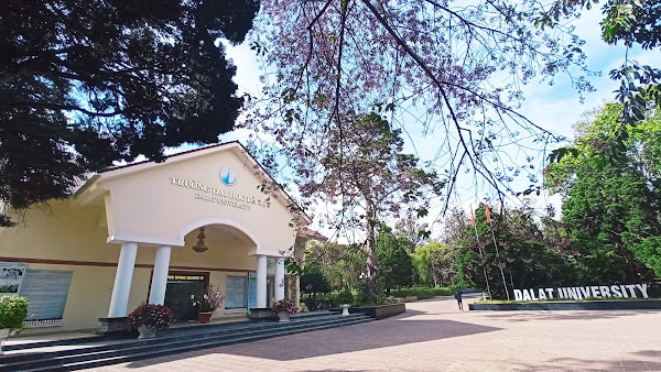 Dalat University 4