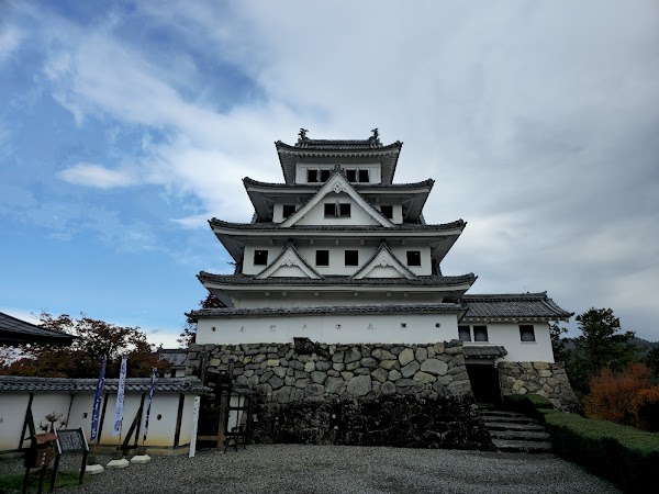 Gujo Hachiman Castle 5